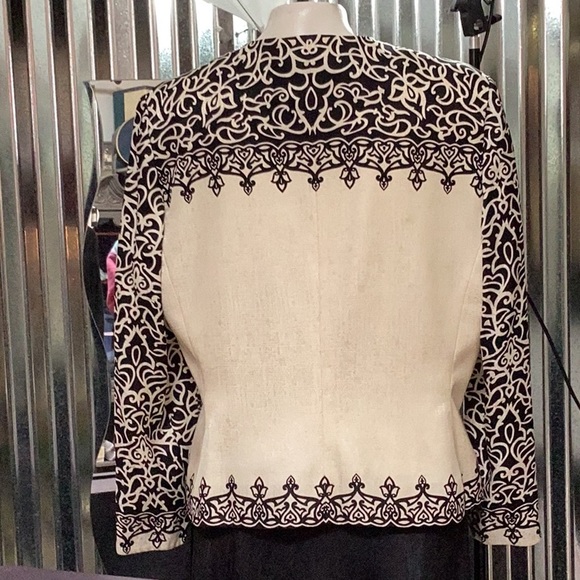 Adrianna Papéll jacket and skirt combo - Picture 5 of 7